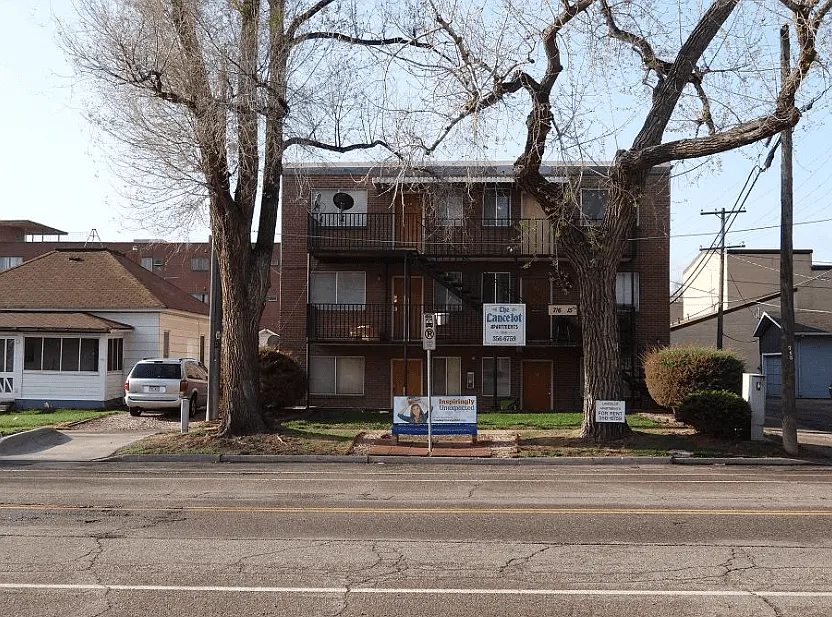 Lancelot Apartments — Photo 1