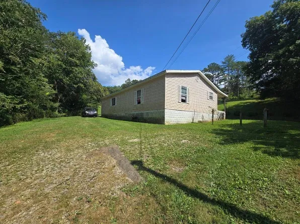 6245 Buffalo Rd, Oneida, TN 37841