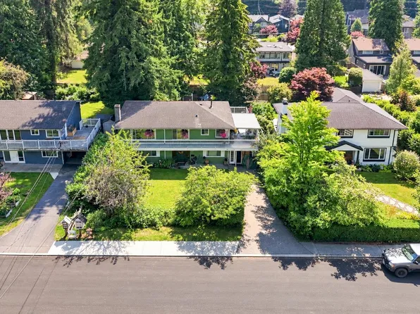 1033 Clements Ave, North Vancouver, BC V7R 2L3