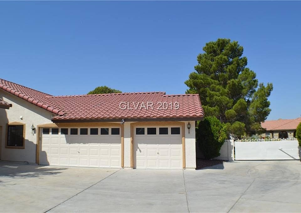 2nd image of 5486 Ukiah Cir