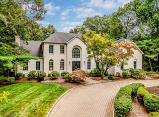15 Downingtown Ct, Warren, NJ 07059