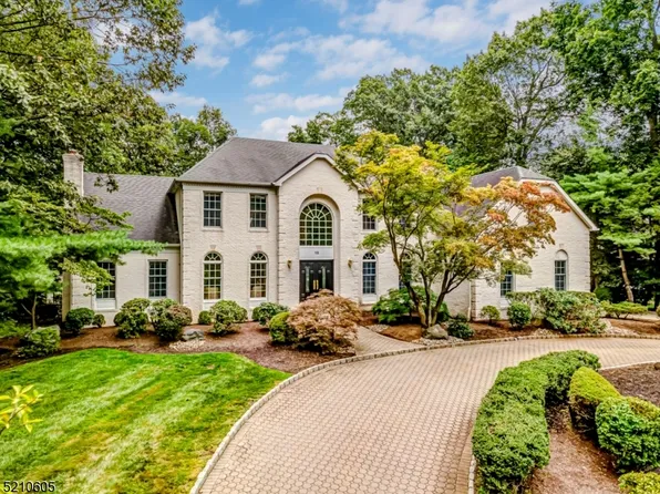 15 Downingtown Ct, Warren Twp., NJ 07059