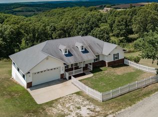 162 Stone County Rd, Galena, MO 65656