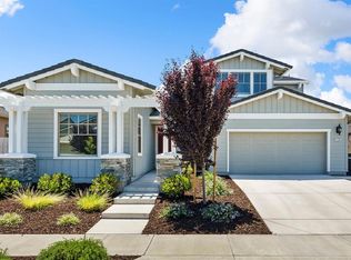 1122 Gardenia Ct, Patterson, CA 95363