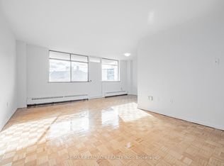 2255 Weston Rd #1202, Toronto, ON M9N 1Y5