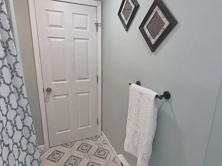 144 Chapman Cir — Photo 29