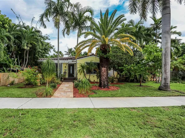 1515 Harrison St, Hollywood, FL 33020