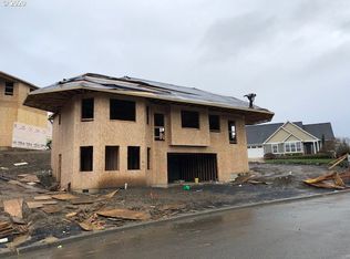 120 Danielle Dr, Winston, OR 97496