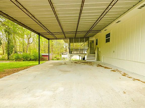 5th image of 258 Valerie Cir