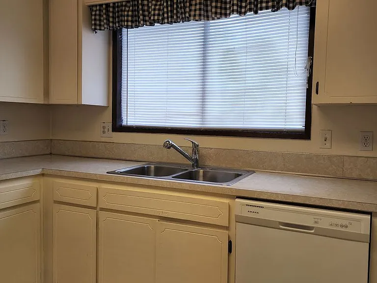 6117 Community Place SW — Photo 17