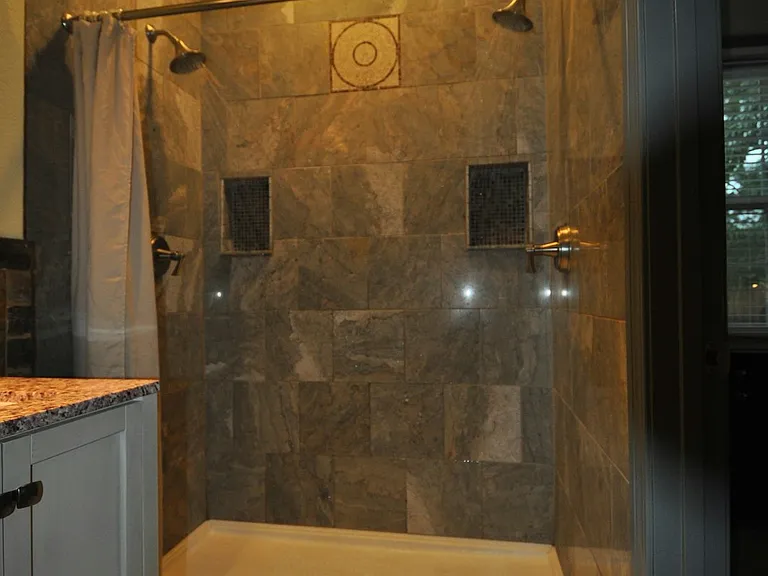 925 Dolhonde St #1 — Photo 7