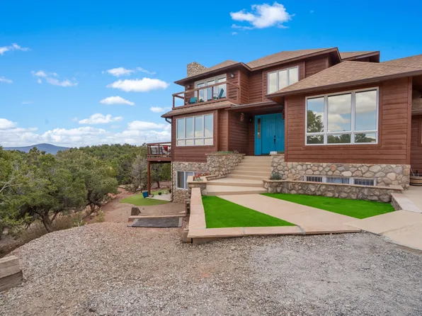 48 Casa Loma Rd, Cedar Crest, NM 87008