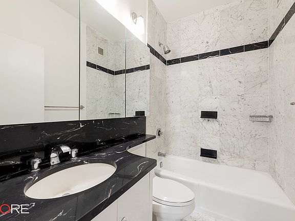 5th image of 62 W 62nd St APT 7E