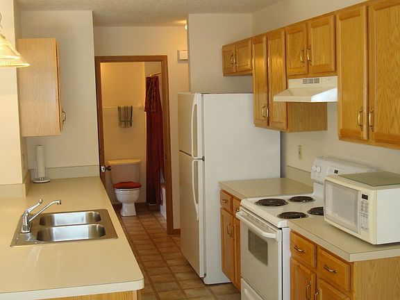 5th image of 2055 N Farmbrook Crk