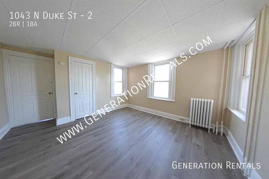 2 bed, $995 — Photo 2