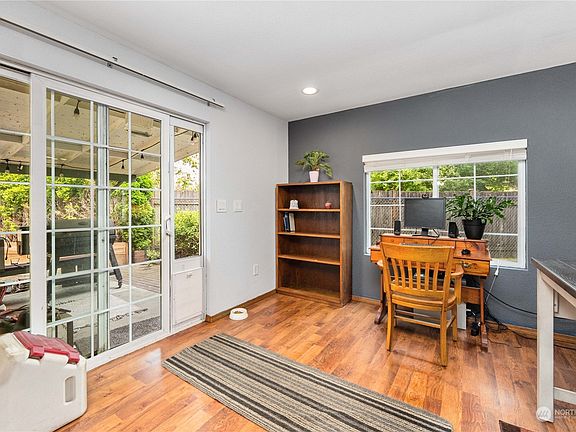 3rd image of 1131 158th Street Ct E