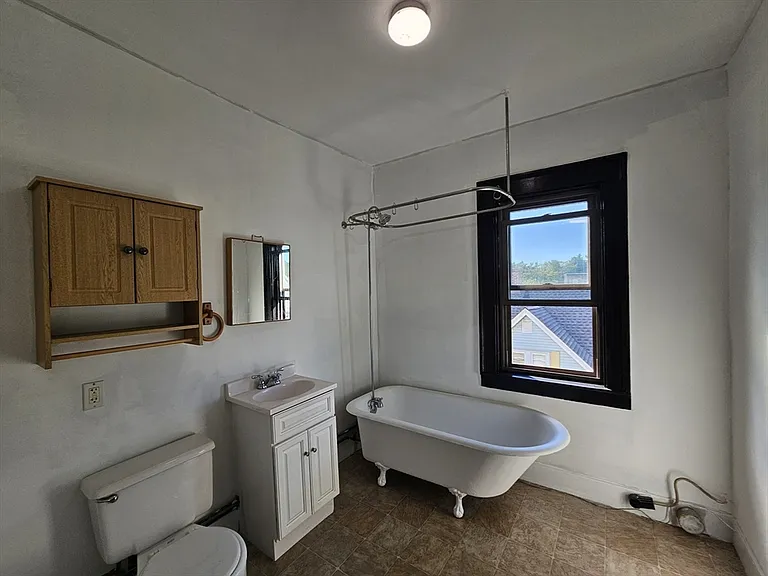 30 Bemis St — Photo 16