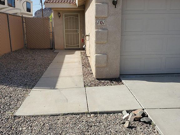 2nd image of 3230 Osborn Dr Unit 101