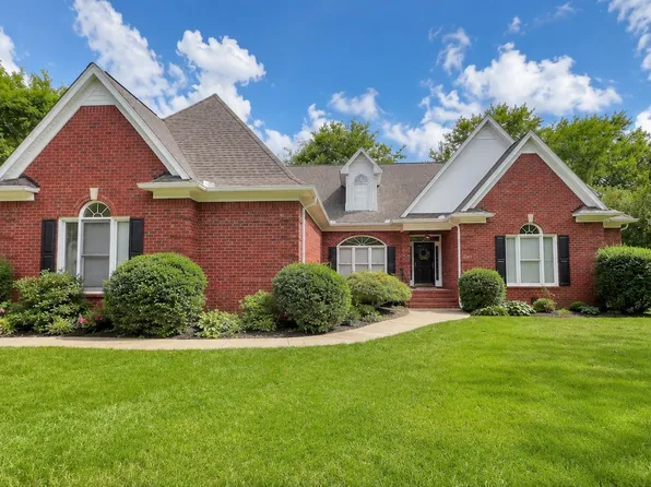 820 Peconic Pl, Murfreesboro, TN 37130