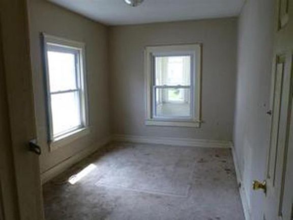 4th image of 3036 Kingston Ave