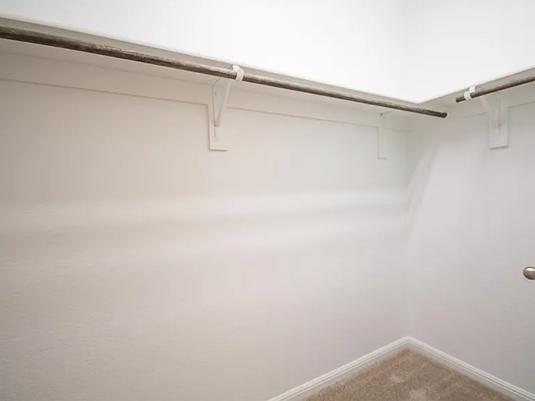 129 Winding Hollow Ln — Photo 17