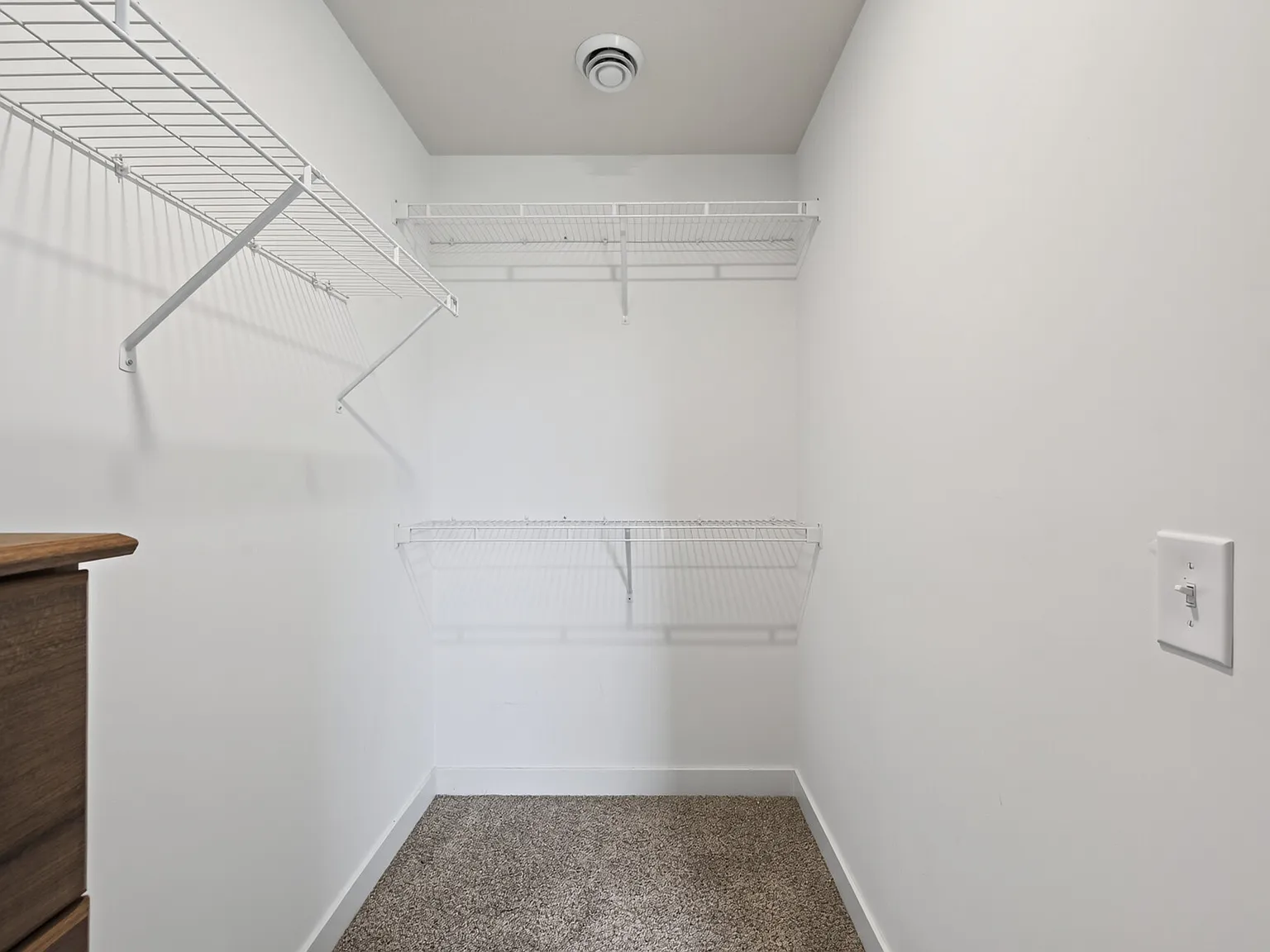 3 bed, 1894 sqft, $3,300 — Photo 4