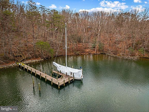 3rd image of 1840 Shore Dr