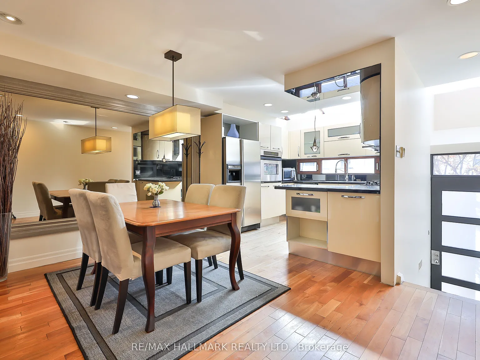 3 bed, $5,600 — Photo 3