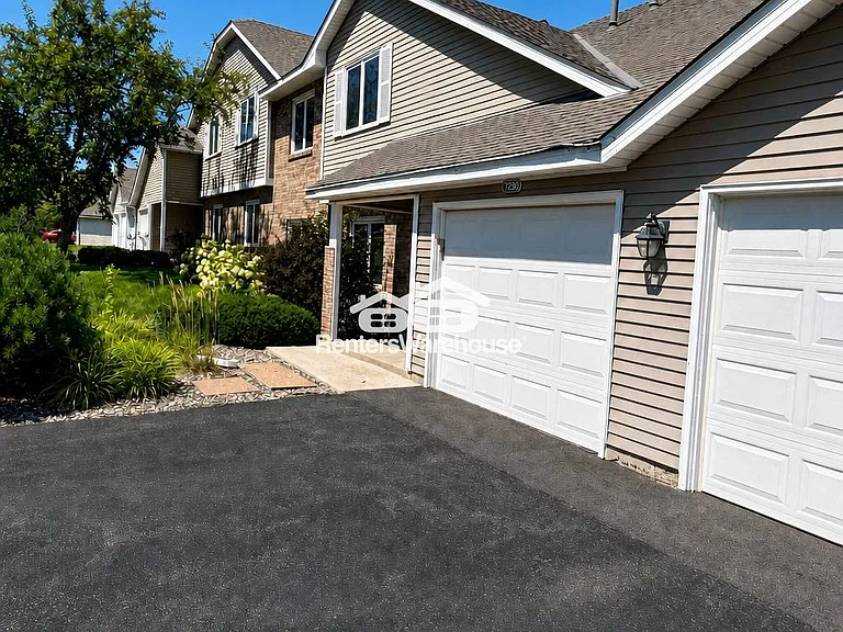 7226 Hunters Run — Photo 18