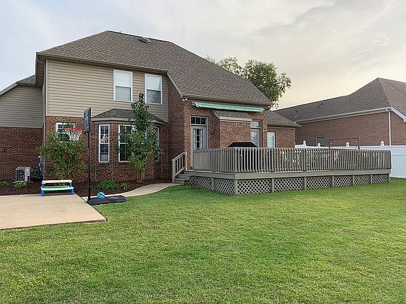 5th image of 3750 Grinell Dr