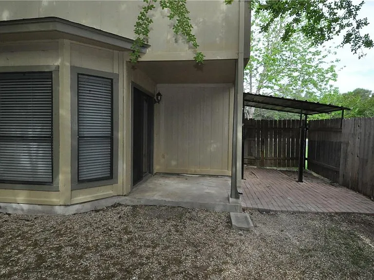 13405 Saddlebrook Trl #B — Photo 7