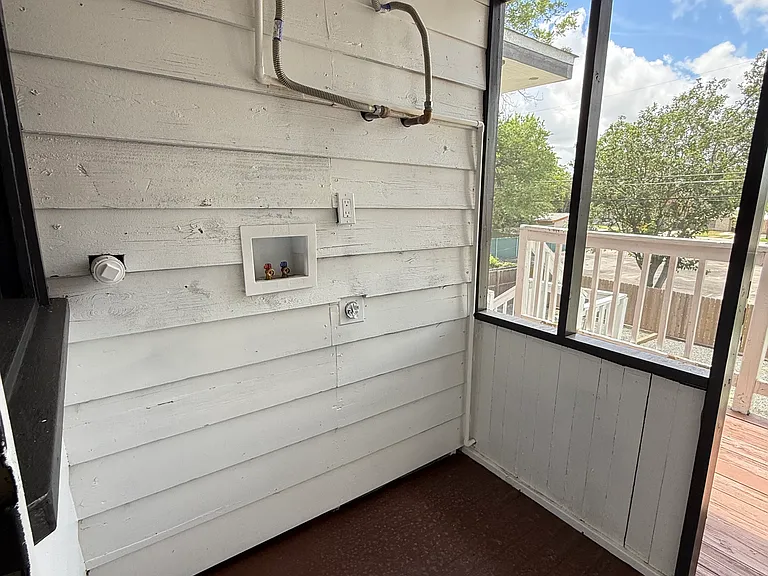 1044 W Mistletoe Ave #4 — Photo 16