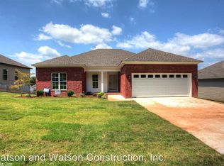 2230 Shadow Falls Dr, Conway, AR 72032