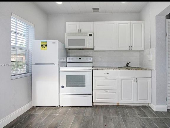 2nd image of 1157 W 32nd St #B