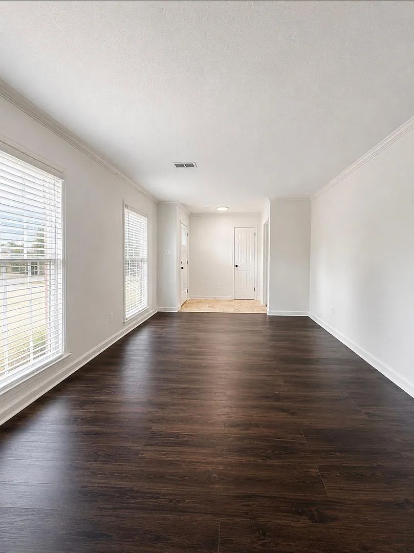 4 bedroom 2.5 bath - 15min from Gunter and Maxwell — Photo 2