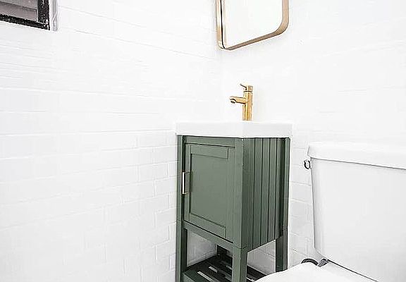 5th image of 160 Sumpter St #3R