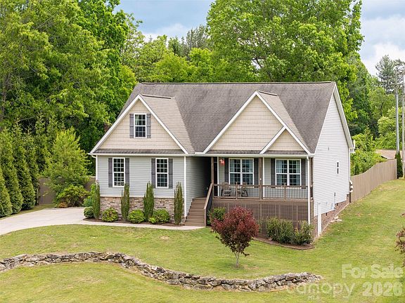 3rd image of 132 Beck Creek Cir