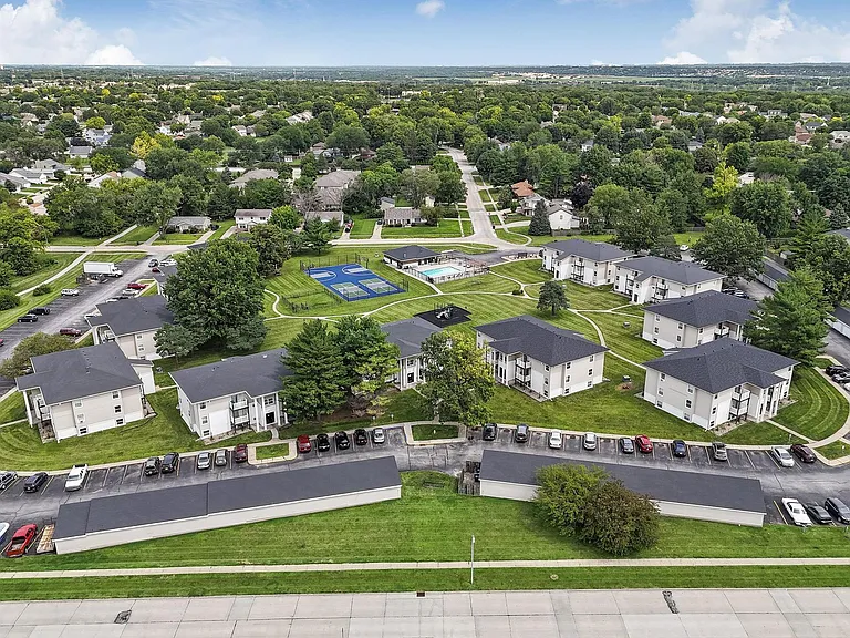 Bexley Urbandale — Photo 41