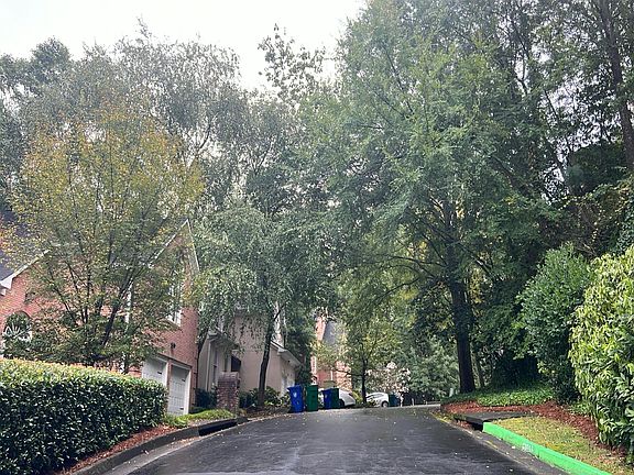 5th image of 1231 Wildcliff Cir NE