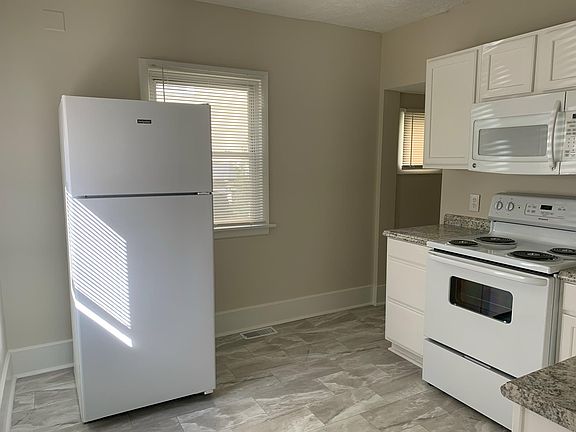 3rd image of 4275 Wirt St