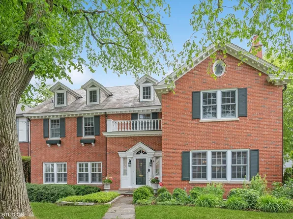 195 Ridge Ave, Winnetka, IL 60093