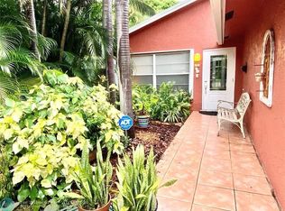 691 NE 33rd St, Oakland Park, FL 33334