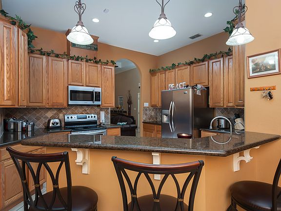 2nd image of 2511 Sequoia Dr