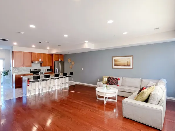 617 N 10th St #A-2, Philadelphia, PA 19123