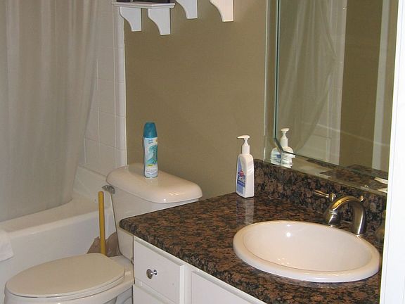 TWO Full Baths with Granite and Garden Tubs!