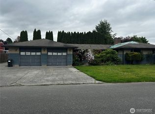 2230 E Parkway Dr, Mount Vernon, WA 98273