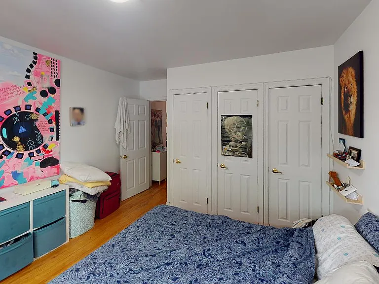 5670 Inglis St #8 — Photo 5