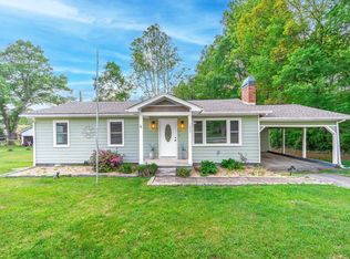 1243 Sycamore St, Young Harris, GA 30582