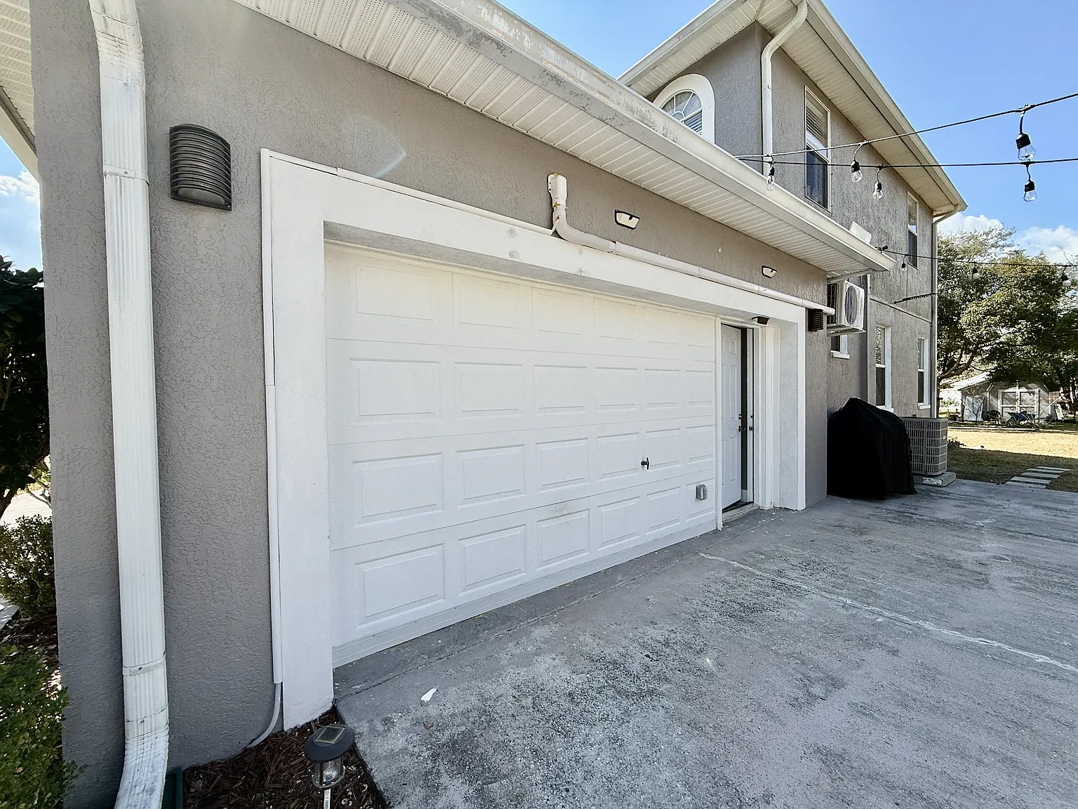 2630 Hilliard Ct — Photo 2