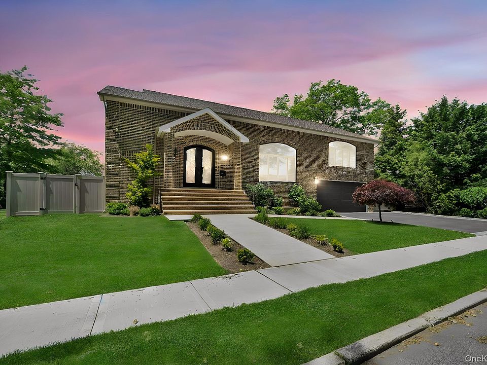 1st image of 783 Oakleigh Road